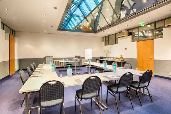 Hotel ACHAT Comfort Airport & Messe Stuttgart (ex Golden Leaf)